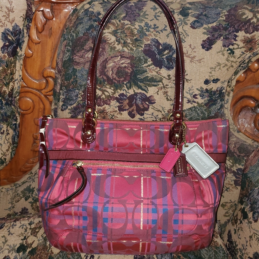 Women's handbag